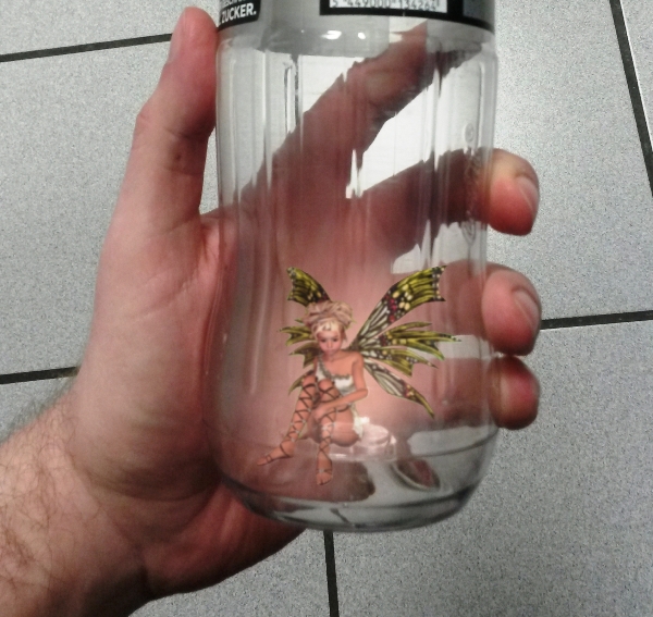 Realitätscheck - Fee in Flasche